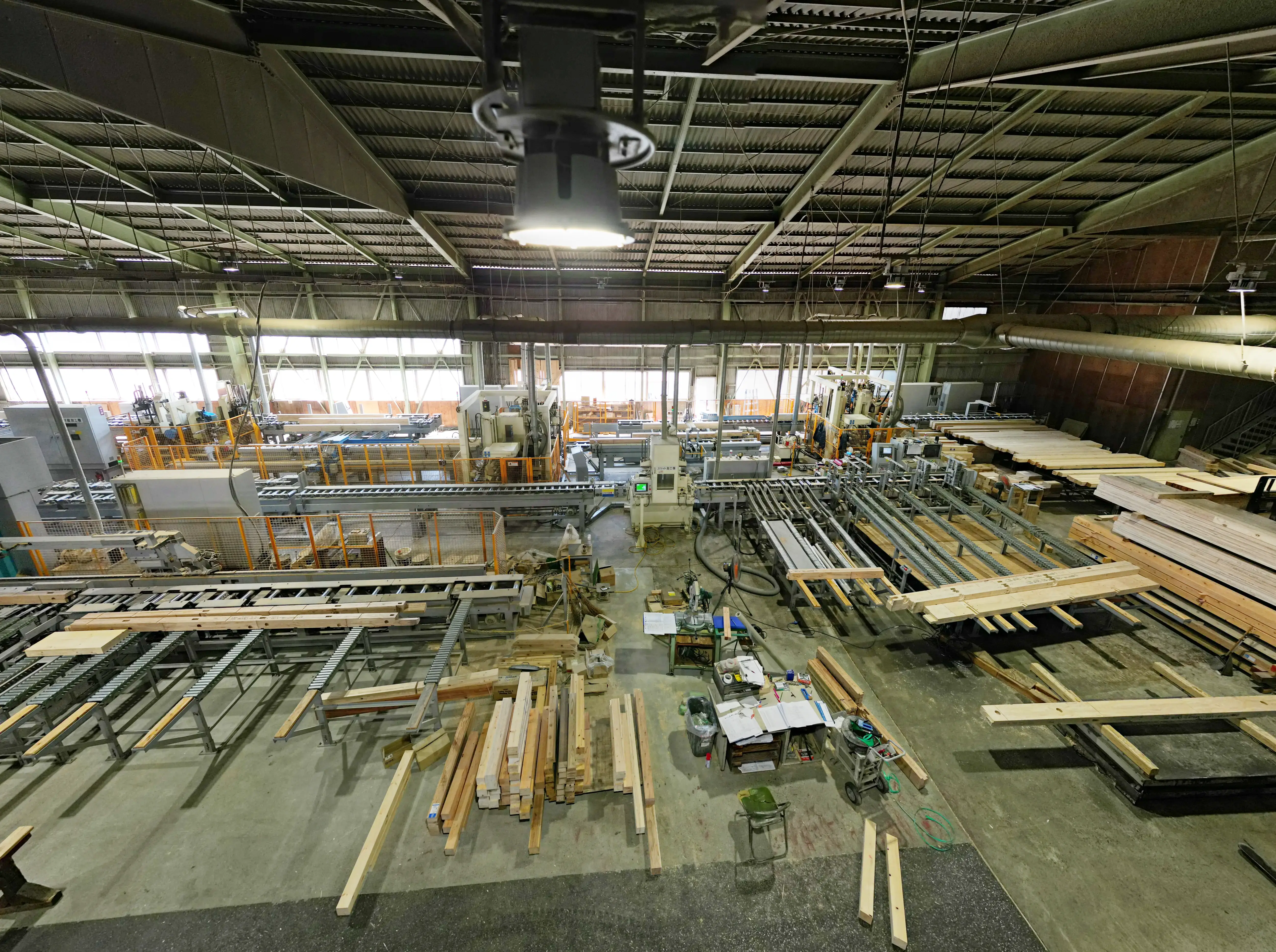 関東支店 横架材加工機のイメージ